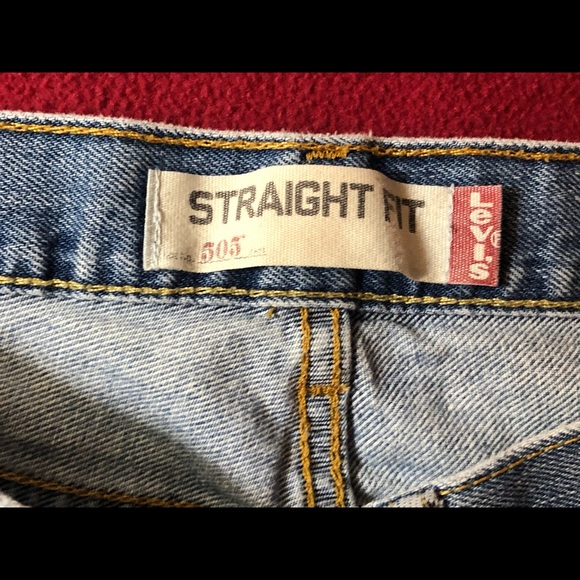 Levi’s 505 Straight Leg Jean - Picture 2 of 9